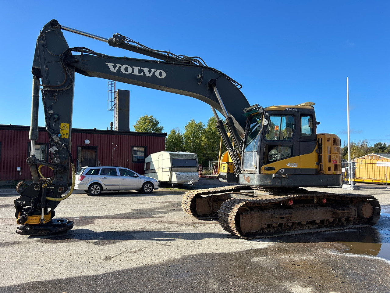 Volvo ECR235DL - Excavator: picture 1 Volvo ECR235DL - Excavator: picture 1