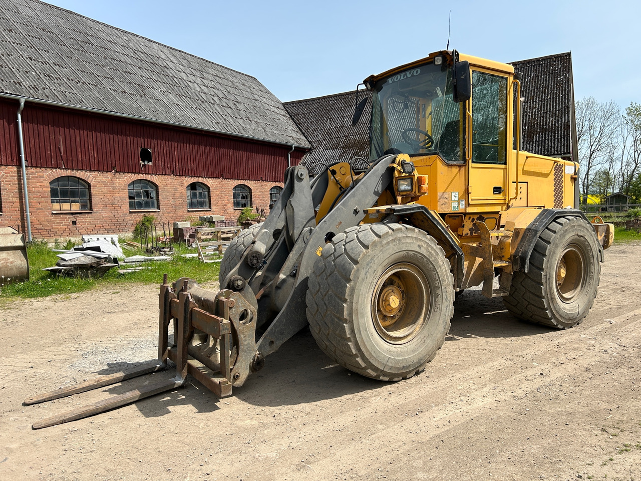 Volvo L70D - Wheel loader: picture 1 Volvo L70D - Wheel loader: picture 1