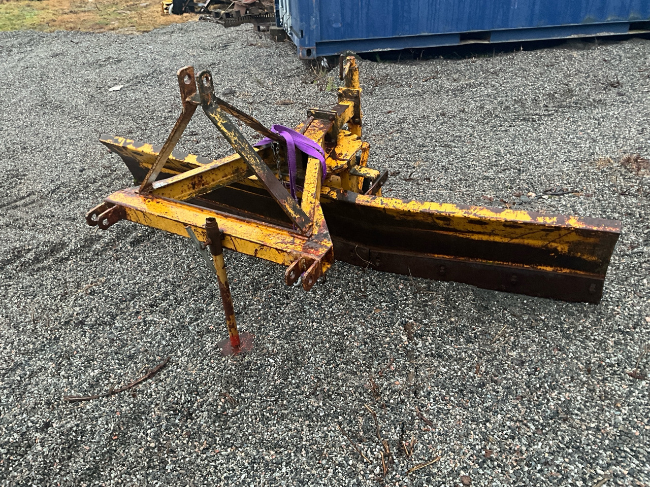 Vreten TH225 - Snow plough: picture 1 Vreten TH225 - Snow plough: picture 1