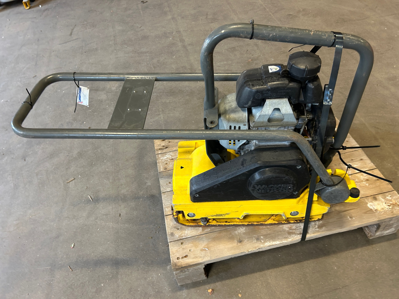 Wacker Neuson WP 1030A - Vibratory plate: picture 1 Wacker Neuson WP 1030A - Vibratory plate: picture 1