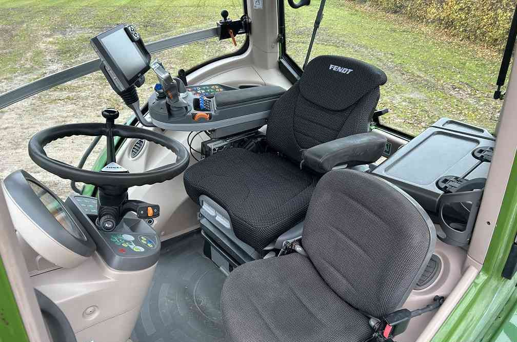 Fendt 828 profi plus, rtk - Farm tractor: picture 5 Fendt 828 profi plus, rtk - Farm tractor: picture 5