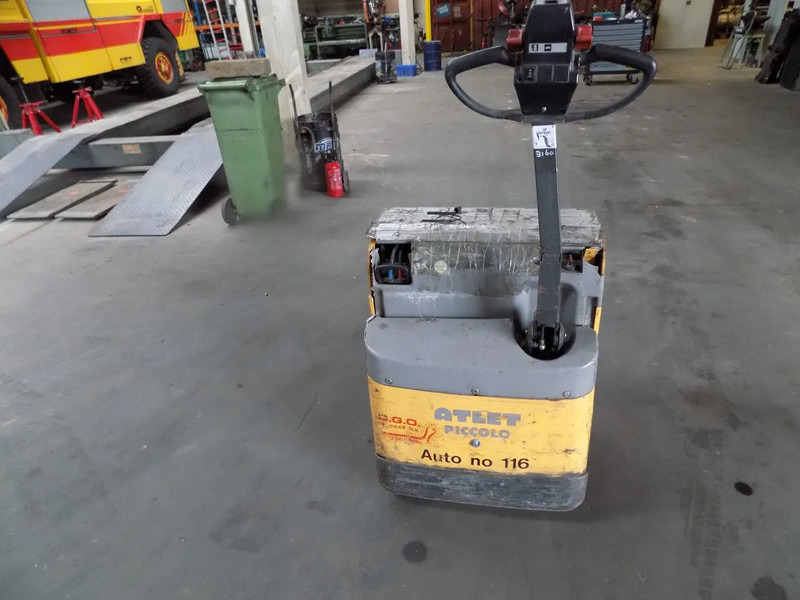 Atlet electrick lift choice off 3 pieces accu - Electric forklift: picture 5 Atlet electrick lift choice off 3 pieces accu - Electric forklift: picture 5