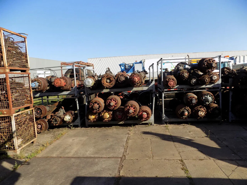 BPW achter assen daf-ginaf-mercedes-scania etc. - Rear axle for Truck: picture 1 BPW achter assen daf-ginaf-mercedes-scania etc. - Rear axle for Truck: picture 1