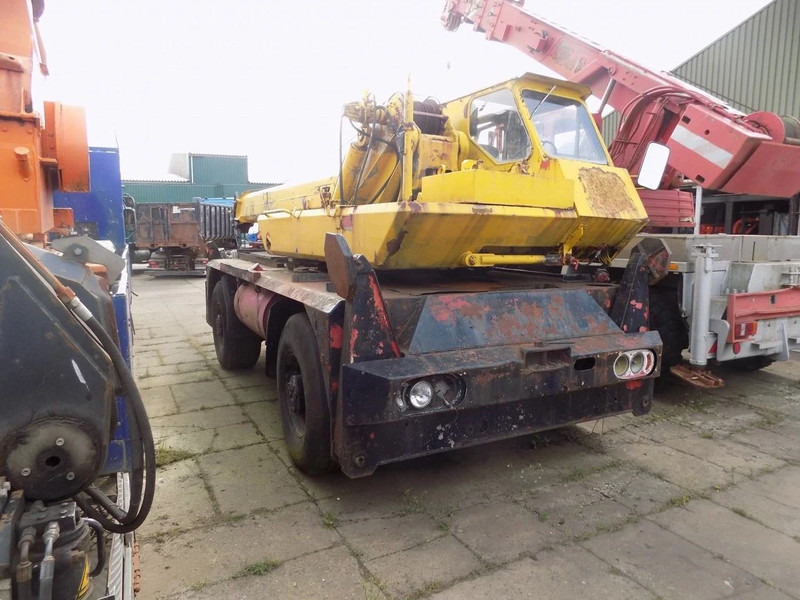 All terrain crane Gottwald Gottwald AMK35 telescopic crane: picture 13