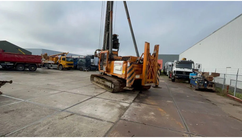 Drilling rig Hitachi EX200 LC Driller: picture 14
