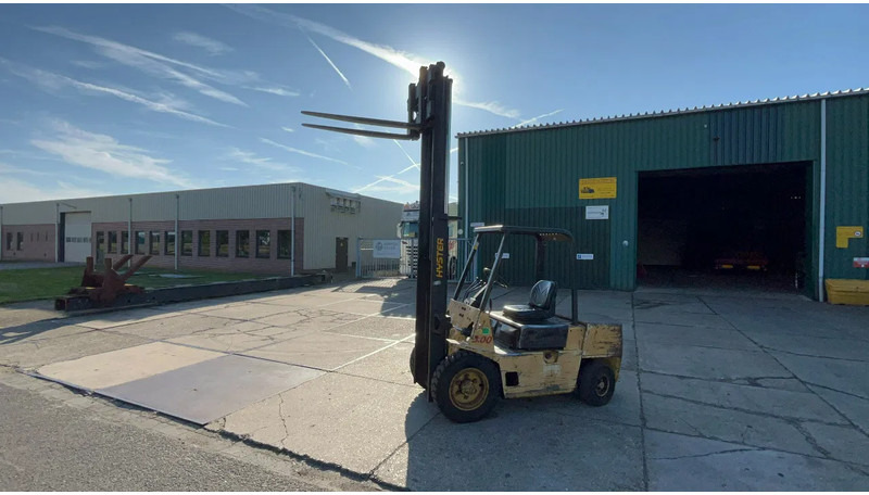 Hyster Hyster H 3.00 XL Hyster H 3.00 xl - Diesel forklift: picture 2 Hyster Hyster H 3.00 XL Hyster H 3.00 xl - Diesel forklift: picture 2