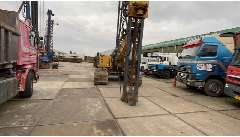 Drilling rig JCB JS 200 LC: picture 16 Drilling rig JCB JS 200 LC: picture 16