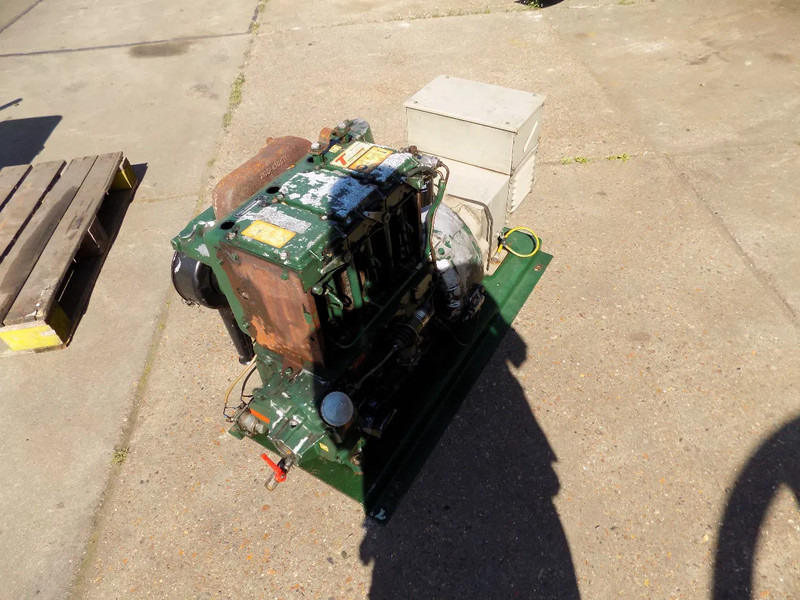 Lister aggregaat 3 cill. lister 25 kva met stamford dynamo keuze uit 2 stuks - Generator set: picture 4 Lister aggregaat 3 cill. lister 25 kva met stamford dynamo keuze uit 2 stuks - Generator set: picture 4