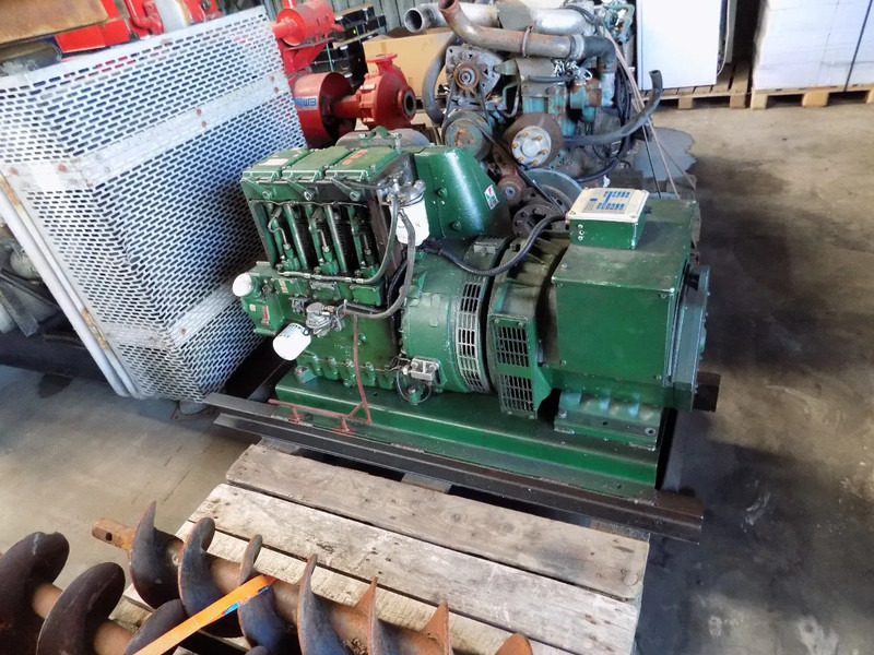 Generator set Lister aggregaat 3 cill. lister 25 kva met stamford dynamo keuze uit 2 stuks: picture 15