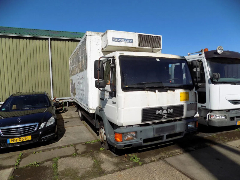 MAN 8.136 MAN 8.163 koel vrieswagen met laadklep - Refrigerator truck: picture 3 MAN 8.136 MAN 8.163 koel vrieswagen met laadklep - Refrigerator truck: picture 3