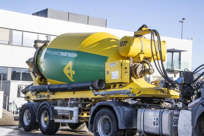 DE BUF MIXER/MALAXEUR/MISCHER-10M3 (gestuurd/gelenkt/dir./steering) - Concrete mixer semi-trailer: picture 2 DE BUF MIXER/MALAXEUR/MISCHER-10M3 (gestuurd/gelenkt/dir./steering) - Concrete mixer semi-trailer: picture 2