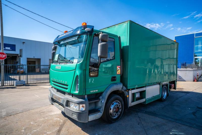 Iveco EUROCARGO 120E18 - Box truck: picture 1 Iveco EUROCARGO 120E18 - Box truck: picture 1