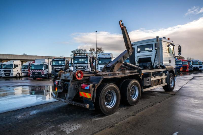 MAN TGA 33.430 BB - Hook lift truck: picture 4 MAN TGA 33.430 BB - Hook lift truck: picture 4