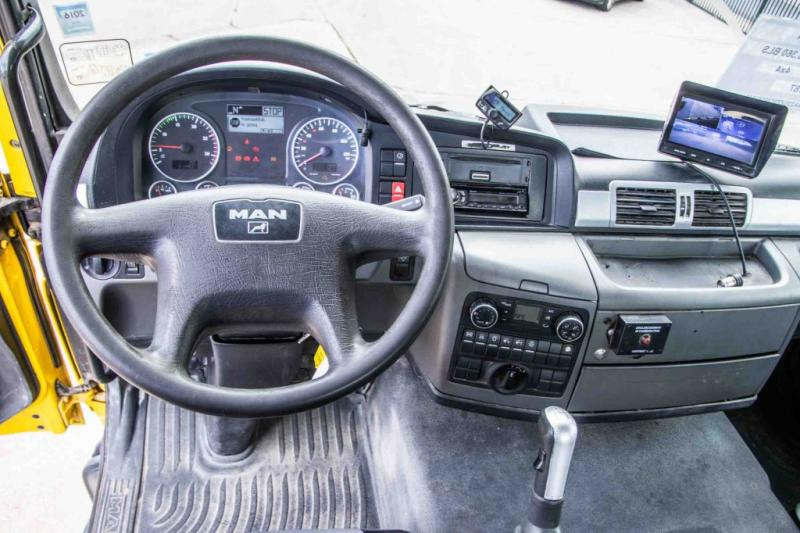 Concrete mixer truck MAN TGS 18.360 BLS-4X4H+MIXER 10 m3: picture 10