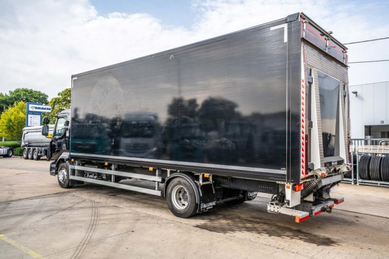 Box truck Renault D250 16T.- 36000 KM +DHOLLANDIA 2T.: picture 10