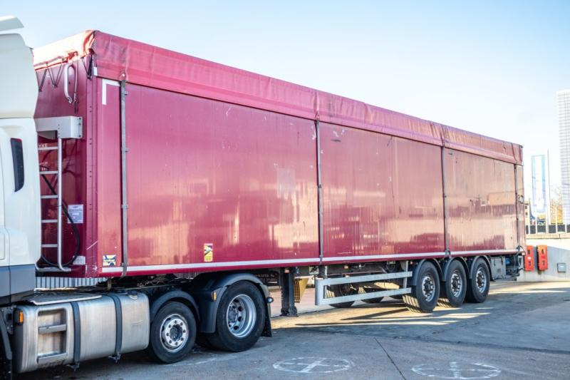 KRAKER WALKING FLOOR CF 200-92 m3 - Semi-trailer: picture 1 KRAKER WALKING FLOOR CF 200-92 m3 - Semi-trailer: picture 1