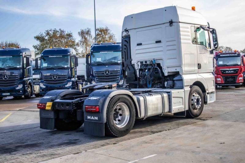 MAN TGX 18.440 XLX BLS + INTARDER - Tractor unit: picture 4 MAN TGX 18.440 XLX BLS + INTARDER - Tractor unit: picture 4