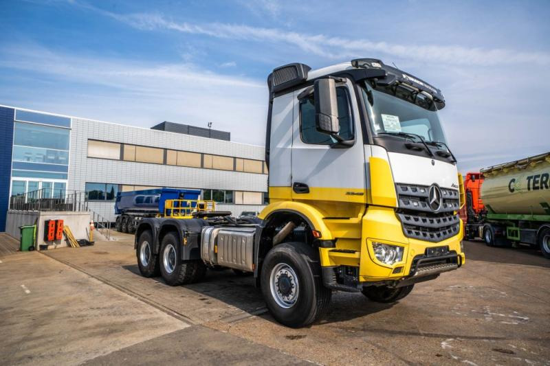 Mercedes AROCS 3345 AS - Tractor unit: picture 2 Mercedes AROCS 3345 AS - Tractor unit: picture 2