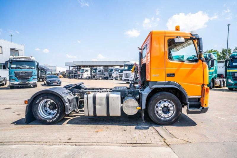 Volvo FM 9.340 - Tractor unit: picture 3 Volvo FM 9.340 - Tractor unit: picture 3