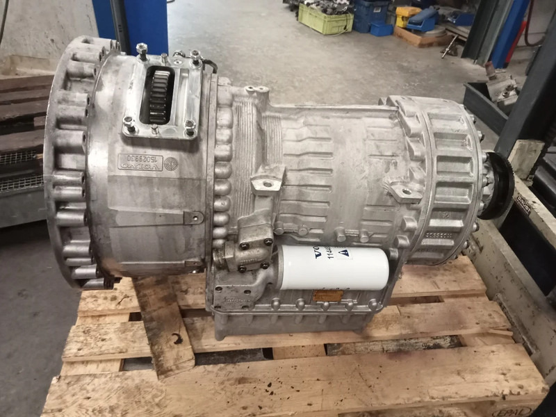 Volvo VT2506PT Automatische versnellingsbak incl. koppelomvormer - Gearbox: picture 1 Volvo VT2506PT Automatische versnellingsbak incl. koppelomvormer - Gearbox: picture 1