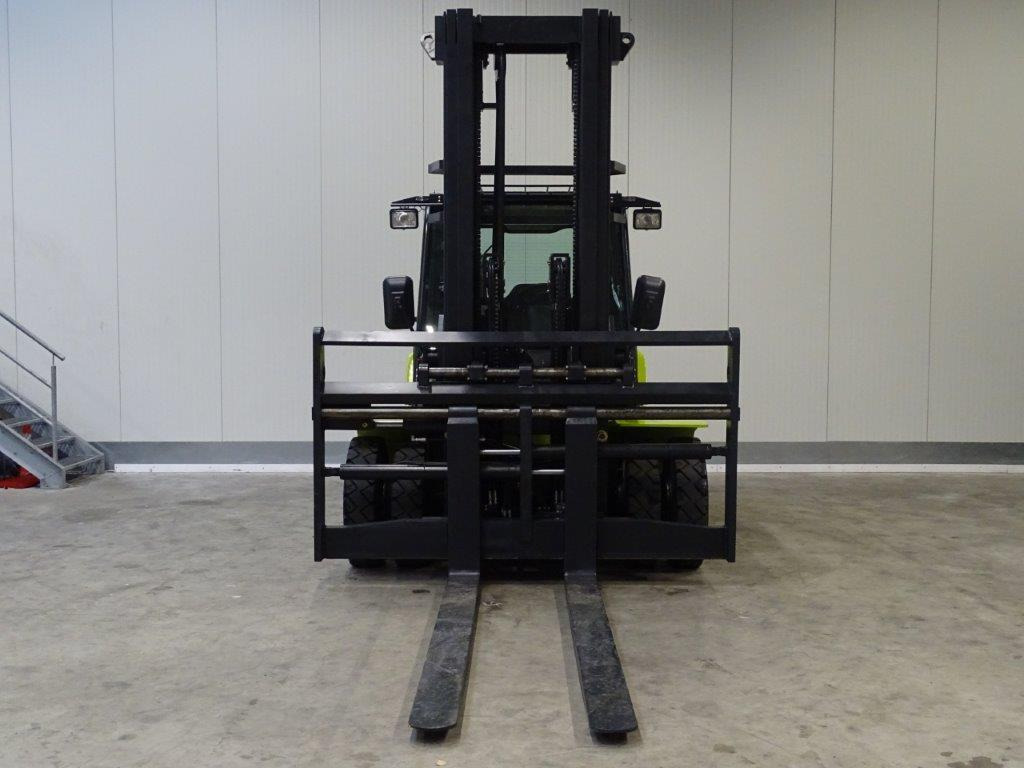 Clark C80D900 - Empty Containers Handler - Diesel forklift: picture 5 Clark C80D900 - Empty Containers Handler - Diesel forklift: picture 5