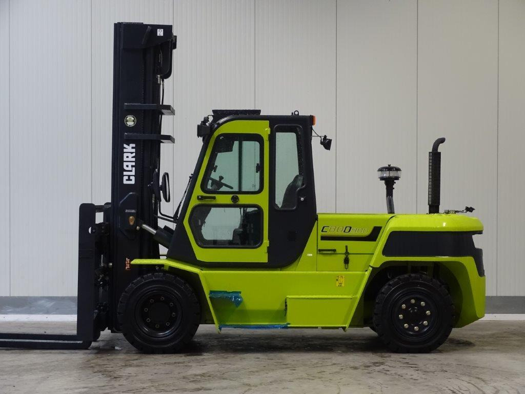 Clark C80D900 - TRIPLEX - NEU - Diesel forklift: picture 3 Clark C80D900 - TRIPLEX - NEU - Diesel forklift: picture 3