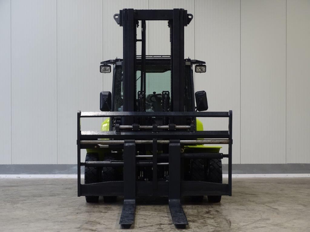 Clark C80D900 - TRIPLEX - NEU - Diesel forklift: picture 4 Clark C80D900 - TRIPLEX - NEU - Diesel forklift: picture 4