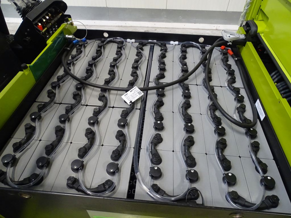 Clark GEX50 - Electric forklift: picture 2 Clark GEX50 - Electric forklift: picture 2