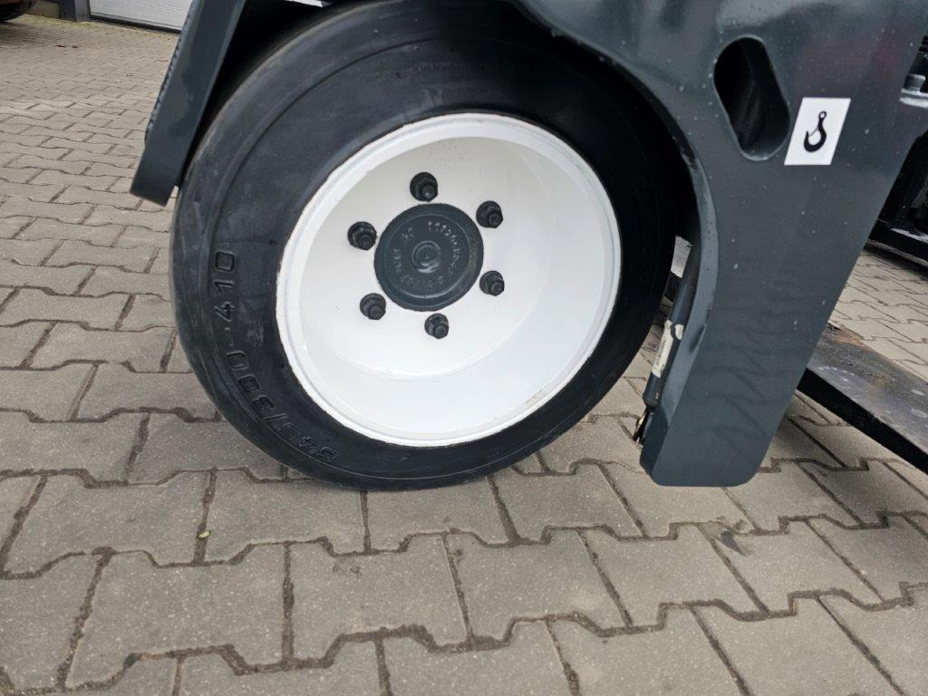 Combilift C12000 - 4-way reach truck: picture 2 Combilift C12000 - 4-way reach truck: picture 2