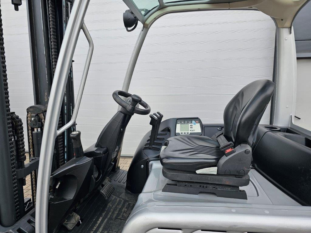 Still RX60-50 - TRIPLEX - Electric forklift: picture 4 Still RX60-50 - TRIPLEX - Electric forklift: picture 4