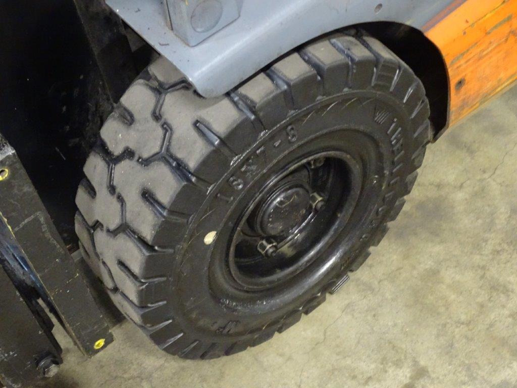 Toyota FBESF12 - Electric forklift: picture 5 Toyota FBESF12 - Electric forklift: picture 5