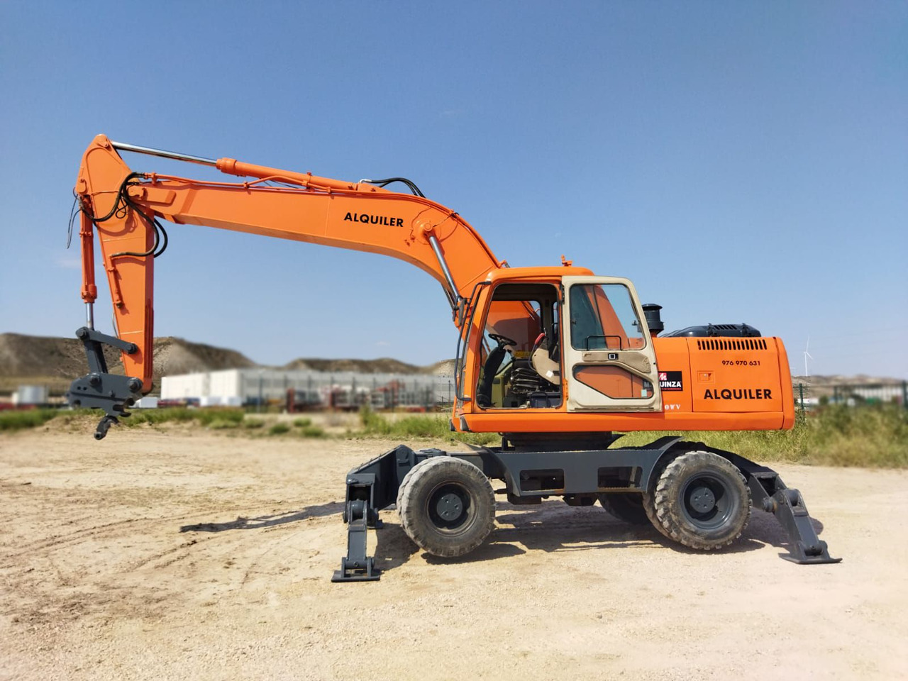 DAEWOO 210 W-V M4E (LOC) - Wheel excavator: picture 3 DAEWOO 210 W-V M4E (LOC) - Wheel excavator: picture 3