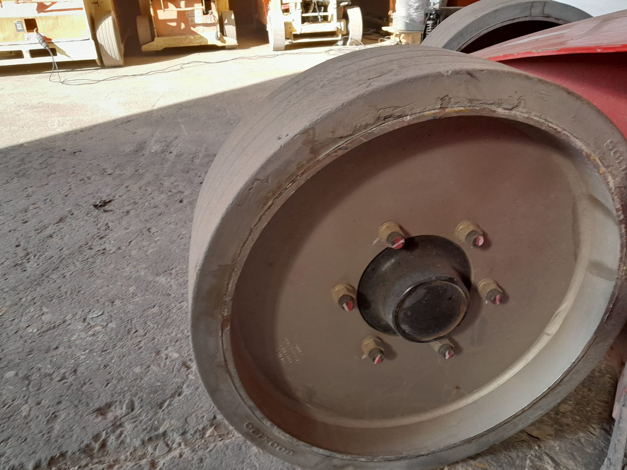 Leasing of  MANITOU 120AETJ C MANITOU 120AETJ C: picture 12 Leasing of  MANITOU 120AETJ C MANITOU 120AETJ C: picture 12