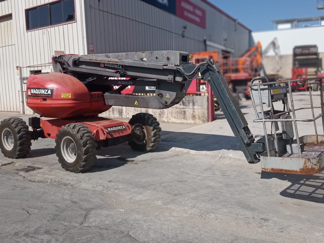 MANITOU 160ATJ EJE OSCILANTE - Articulated boom: picture 1 MANITOU 160ATJ EJE OSCILANTE - Articulated boom: picture 1