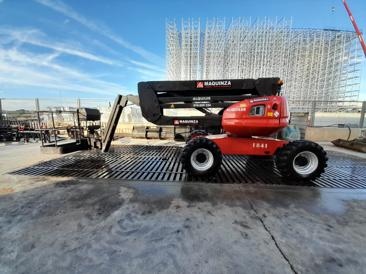 MANITOU 160ATJ EJE OSCILANTE - Articulated boom: picture 1 MANITOU 160ATJ EJE OSCILANTE - Articulated boom: picture 1
