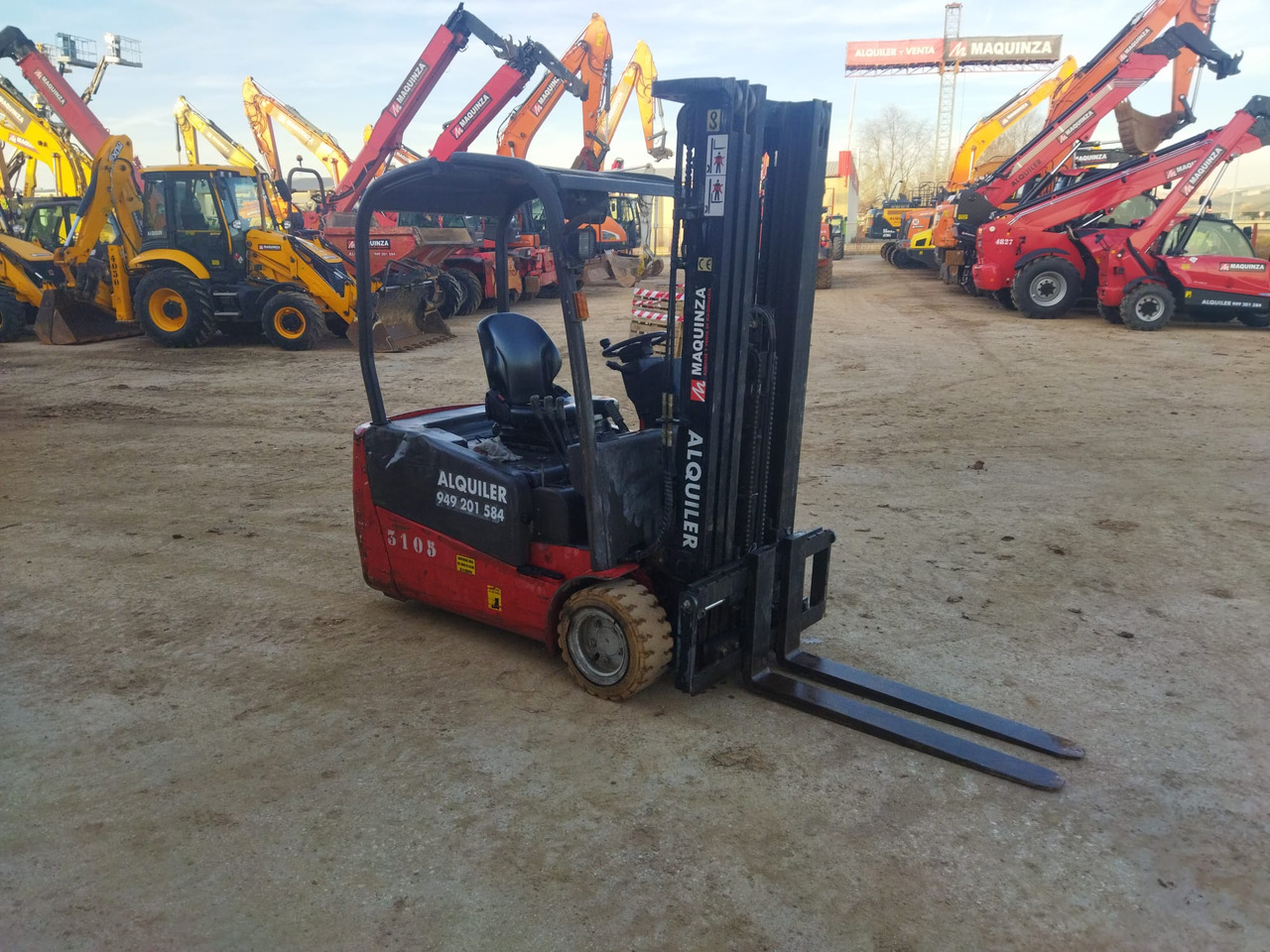 MANITOU ME320 - Electric forklift: picture 3 MANITOU ME320 - Electric forklift: picture 3
