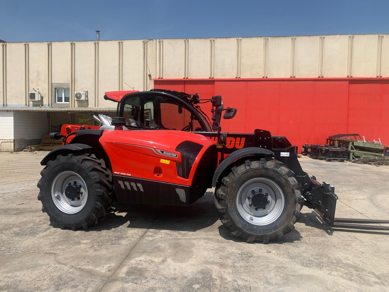 MANITOU MLT733.115 NUEVO - Telescopic handler: picture 2 MANITOU MLT733.115 NUEVO - Telescopic handler: picture 2