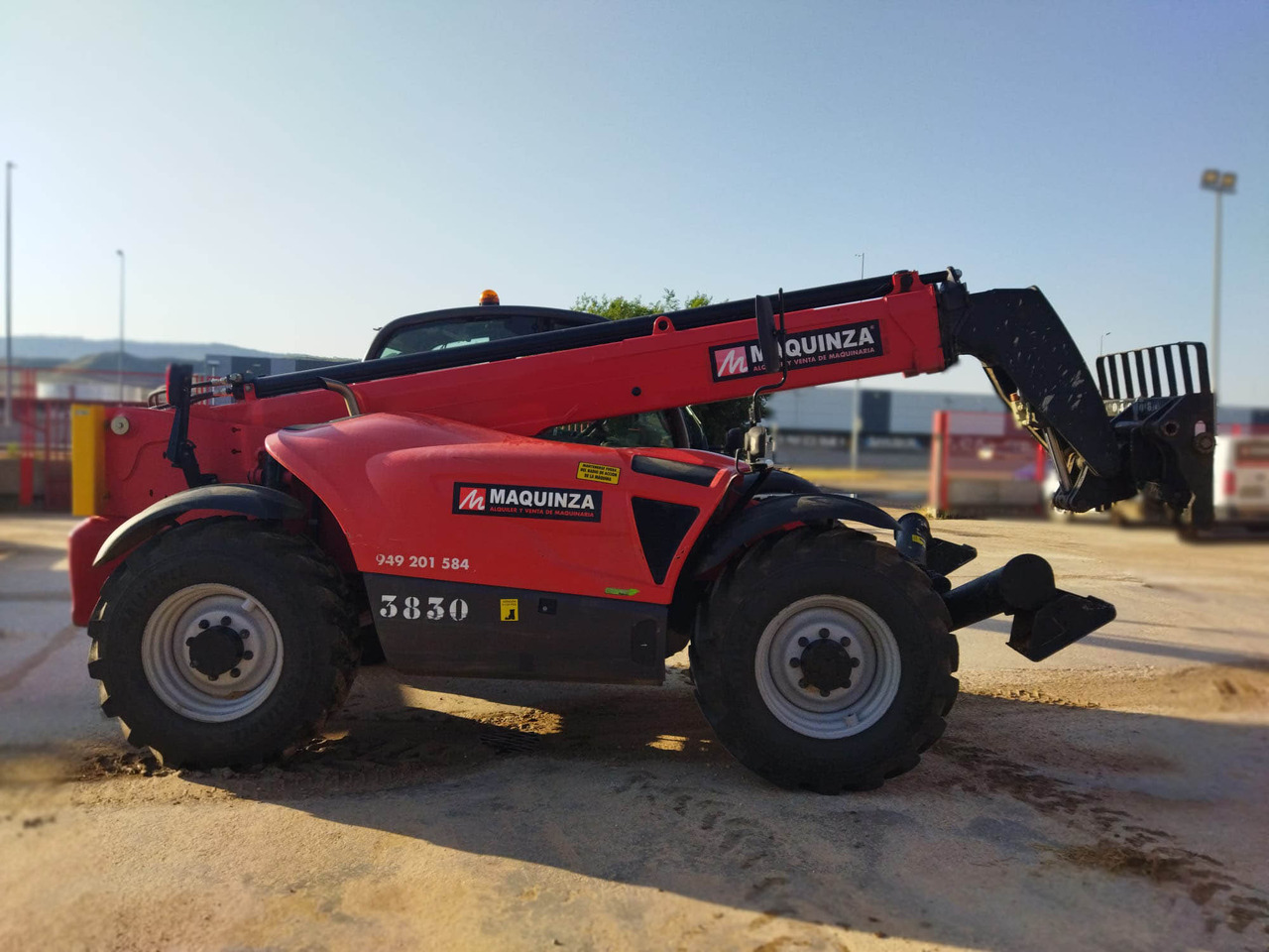 MANITOU MT1335 EASY - Telescopic handler: picture 2 MANITOU MT1335 EASY - Telescopic handler: picture 2