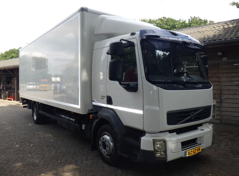 Volvo FL 12 240 Euro 5 EEV/ 6 Cil. - Box truck: picture 2 Volvo FL 12 240 Euro 5 EEV/ 6 Cil. - Box truck: picture 2