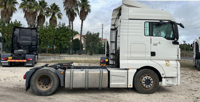MAN TGX 18.480 4X2 BLS - Tractor unit: picture 4 MAN TGX 18.480 4X2 BLS - Tractor unit: picture 4