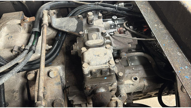 Vacuum truck MAN 18.232 (MANUAL PUMP / POMPE MANUELLE / 11.000L): picture 17