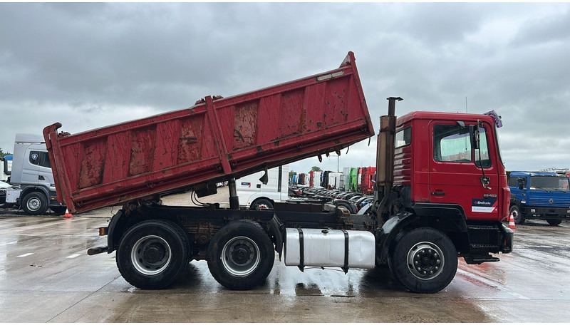 MAN 26.403 (STEEL SUSPENSION / VERY CLEAN / 6 CYLINDER / BIG AXLE / EURO 2) - Tipper: picture 5 MAN 26.403 (STEEL SUSPENSION / VERY CLEAN / 6 CYLINDER / BIG AXLE / EURO 2) - Tipper: picture 5