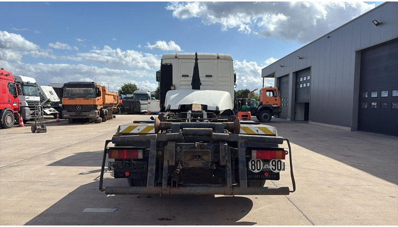 MAN TGA 28.480 (MANUAL PUMP / POMPE MANUELLE / BOITE MANUAL / MANUAL GEARBOX) - Cab chassis truck: picture 5 MAN TGA 28.480 (MANUAL PUMP / POMPE MANUELLE / BOITE MANUAL / MANUAL GEARBOX) - Cab chassis truck: picture 5