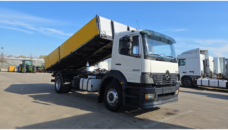 Mercedes-Benz Atego 1823 (BOITE MANUELLE / MANUAL GEARBOX) - Tipper: picture 3 Mercedes-Benz Atego 1823 (BOITE MANUELLE / MANUAL GEARBOX) - Tipper: picture 3