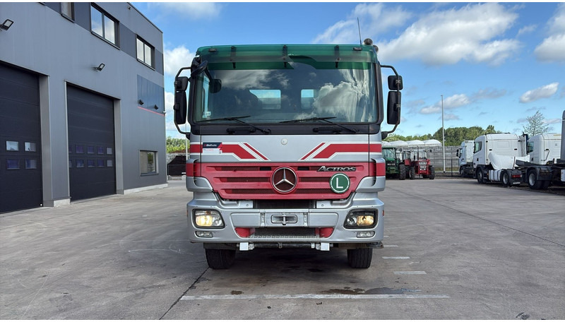 Mercedes-Benz actros 3241 (8X4 / LAMES / GRAND PONT / GRAND BENNE / TRES BONNE ETAT) - Tipper: picture 2 Mercedes-Benz actros 3241 (8X4 / LAMES / GRAND PONT / GRAND BENNE / TRES BONNE ETAT) - Tipper: picture 2