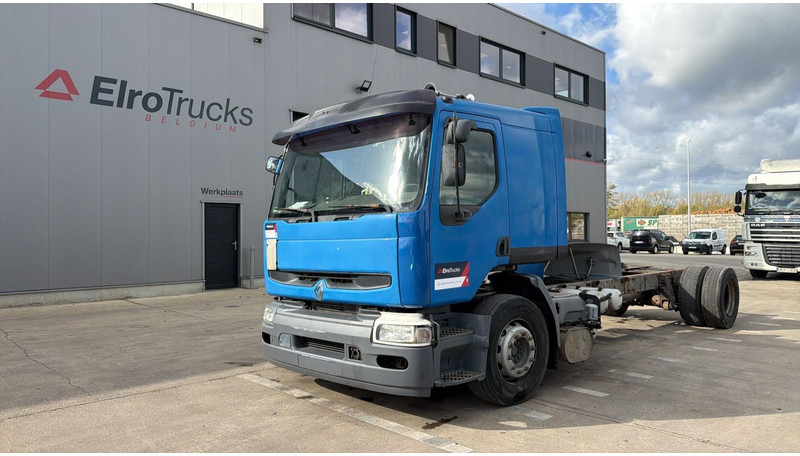 Renault Premium 320 (BOITE MANUELLE / MANUAL GEARBOX) - Cab chassis truck: picture 1 Renault Premium 320 (BOITE MANUELLE / MANUAL GEARBOX) - Cab chassis truck: picture 1