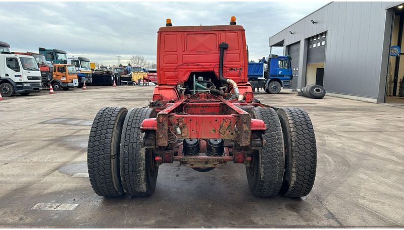 Scania 82 - 210 (LAMES / STEEL SUSP. / POMPE MANUELLE / MANUAL PUMP) - Cab chassis truck: picture 5 Scania 82 - 210 (LAMES / STEEL SUSP. / POMPE MANUELLE / MANUAL PUMP) - Cab chassis truck: picture 5