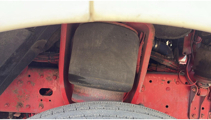 Tractor unit MAN TGA 18.480 (POMPE MANUELLE / MANUAL PUMP / MANUAL GEARBOX / BOITE MANUELLE): picture 12 Tractor unit MAN TGA 18.480 (POMPE MANUELLE / MANUAL PUMP / MANUAL GEARBOX / BOITE MANUELLE): picture 12