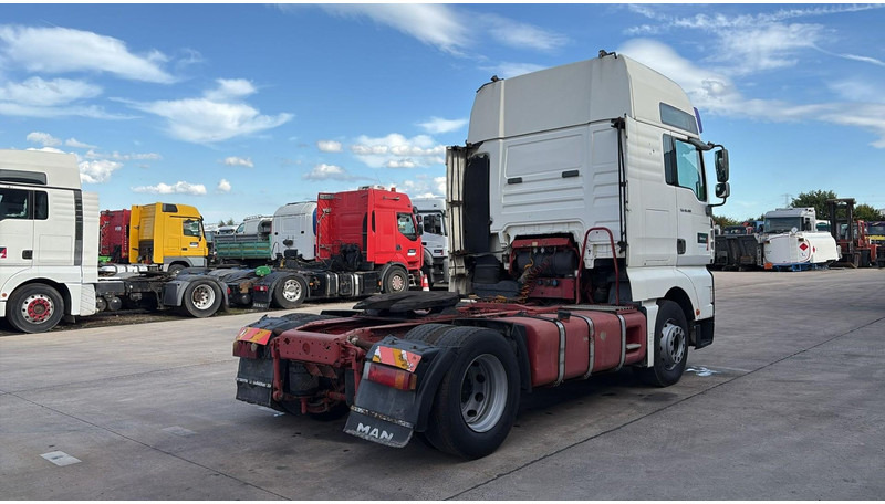 Tractor unit MAN TGA 18.480 (POMPE MANUELLE / MANUAL PUMP / MANUAL GEARBOX / BOITE MANUELLE): picture 6 Tractor unit MAN TGA 18.480 (POMPE MANUELLE / MANUAL PUMP / MANUAL GEARBOX / BOITE MANUELLE): picture 6