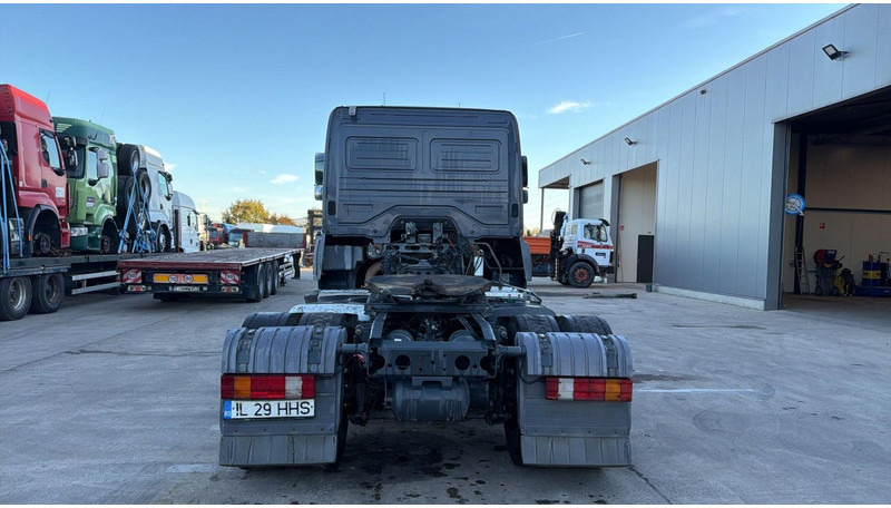 Mercedes-Benz Axor 1940 (BOITE MANUELLE / MANUAL GEARBOX / PTO / GRAND PONT / BIG AXLE) - Tractor unit: picture 5 Mercedes-Benz Axor 1940 (BOITE MANUELLE / MANUAL GEARBOX / PTO / GRAND PONT / BIG AXLE) - Tractor unit: picture 5